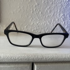 Specsavers Black Square