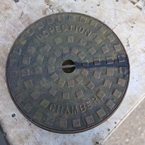 Round cast iron manhole - round,