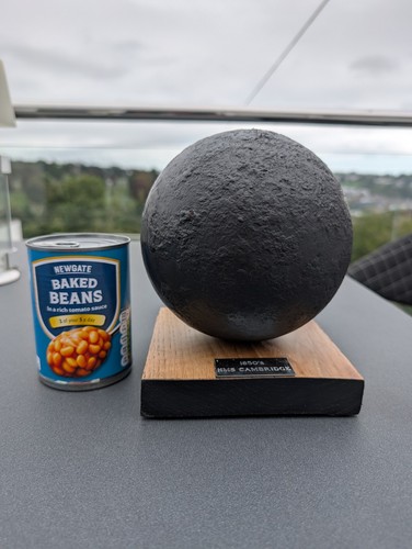 Naval cannon ball - cannon,