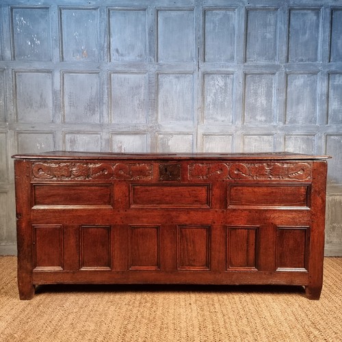 Large 17th century welsh - century,