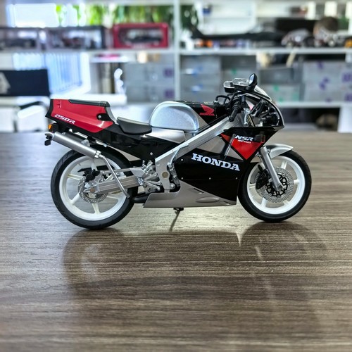 Aoshima scale honda nsr - 1/12,