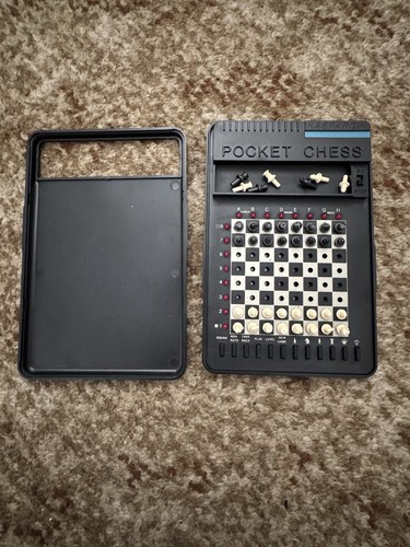 Kasparov pocket chess computer - kasparov,
