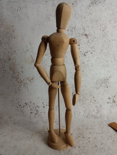Wooden articulated artist - articulated,