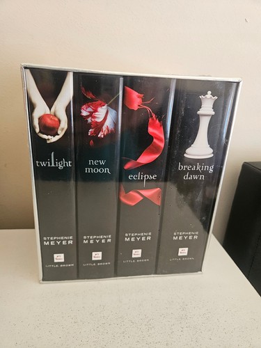 Twilight saga book box - twilight, 4-book