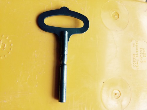 Steel clock winding key - winding,