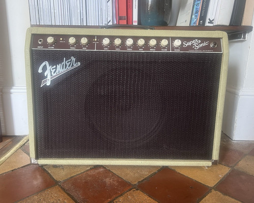Fender super sonic 22w - super-sonic,