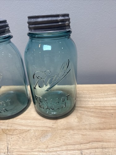 Two vintage ball perfect - ,
