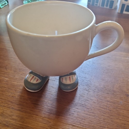 Pretty carlton ware - pretty,