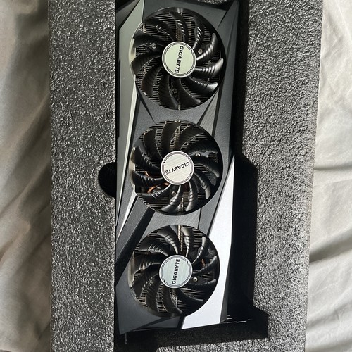 Gigabyte radeon 7600 gaming - radeon, rx