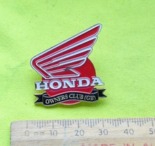 HONDA Owners Club  Isle of Man TT Motorcycle bike badge pin lapel