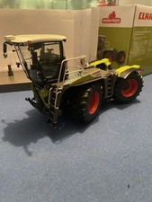 WEISE TOYS 1:32 SCALE CLAAS