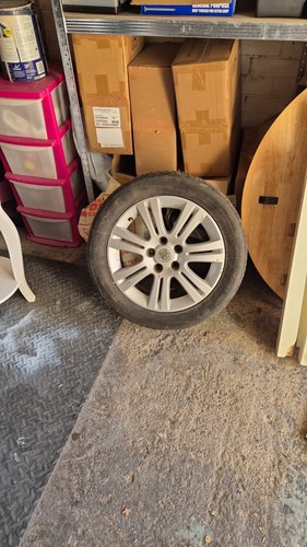 Vauxhall zafira alloy wheel - vauxhall,
