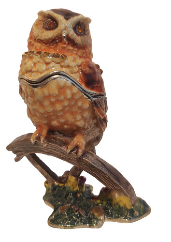 Owl broken horse cart wheel - owl,
