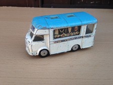 Corgi Smith's Karrier Shop