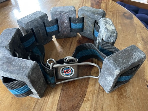 Old vintage diving belt lead - old,