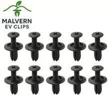 Plastic Push Rivet Clips x 10