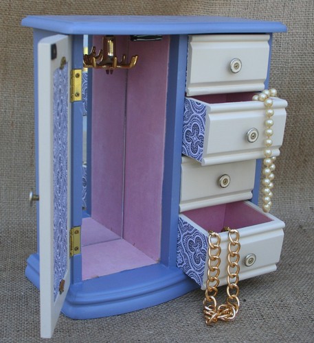 Painted vintage jewelry box - painted,