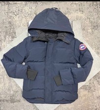 Canada Goose Men's Jacket Medium