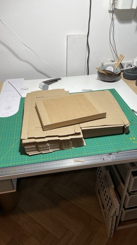 Flat packed large letter size - letter,