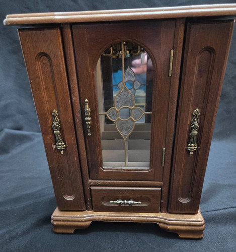 Vintage wooden mele style - wooden,