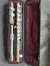 Yamaha flute YFL-211  Ref252