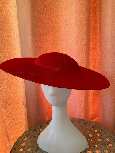 Fascinator red saucer round - fascinator,