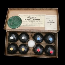 Banda Vintage Carpet Bowls Set