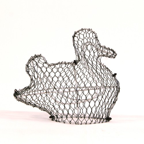 Topiary duck frame medium - -,