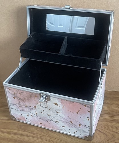 Makeup vanity beauty box - box, nail