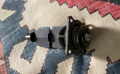 Yamaha exhaust valve - r1, 2004