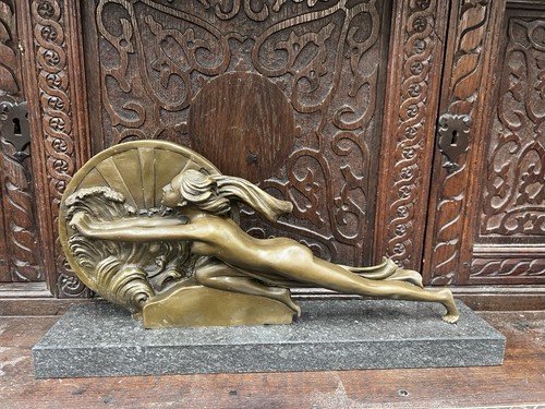 Cast bronze art - cast,