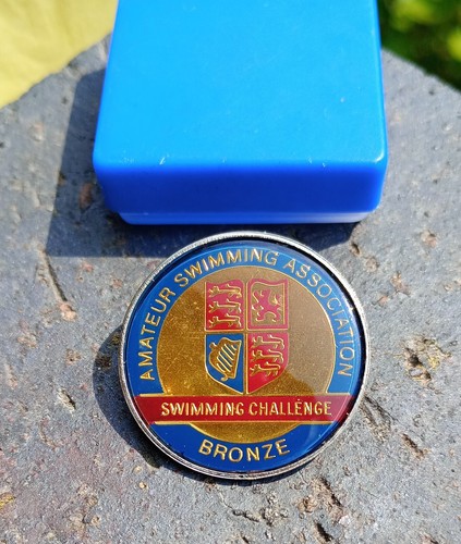 Bronze amateur swimming - bronze,