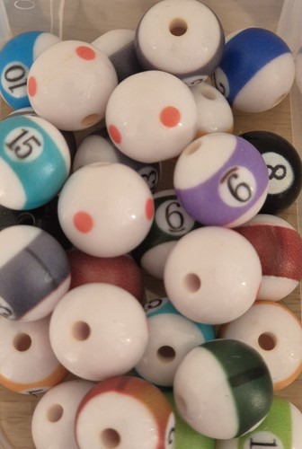 X28 pool cue - ball, beads