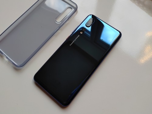 Zte axon pro - axon,
