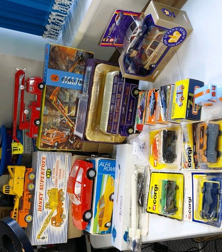 Joblot diecast vehicles - of,