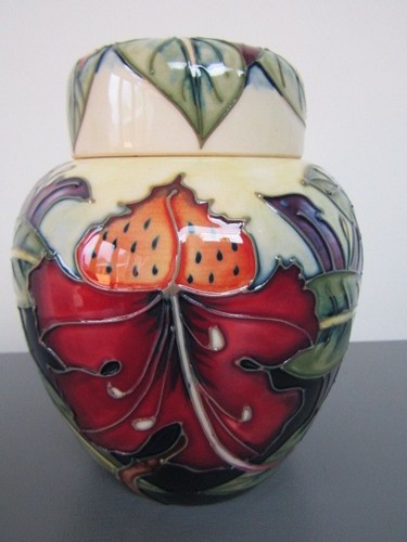 Moorcroft large ginger jar - large,