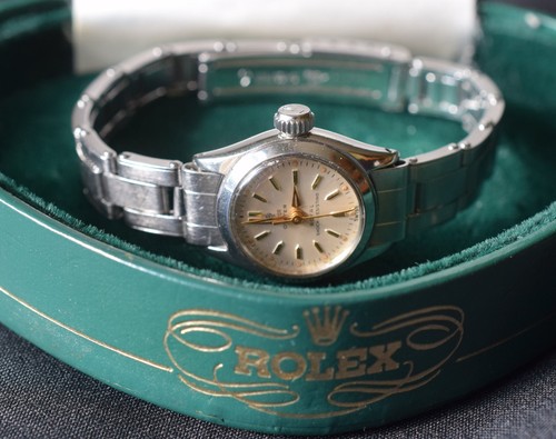 Vintage small rose tudor - ,