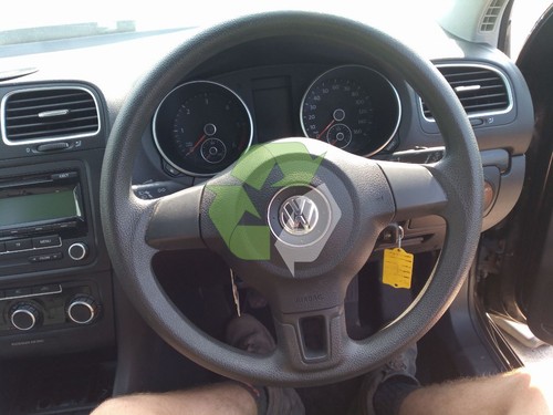 Volkswagen golf tdi - se,