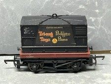 TRI-ANG OO GAUGE PEDIGREE