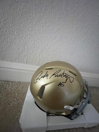 Signed notre dame rudy - notre,