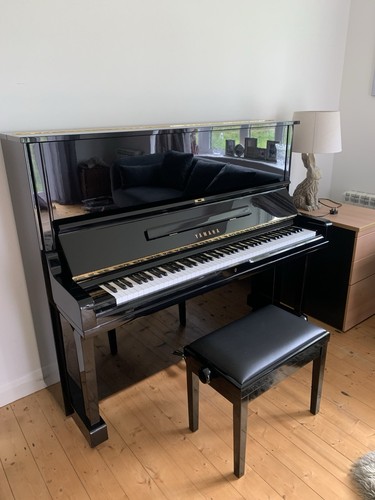 Yamaha upright piano - yamaha,