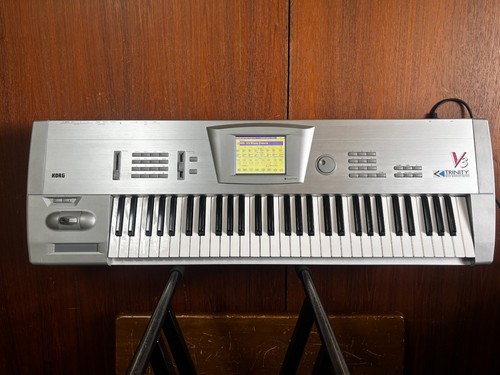 Korg trinity music - trinity,
