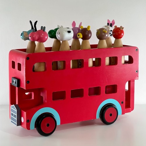 Habitat large red wooden - red,