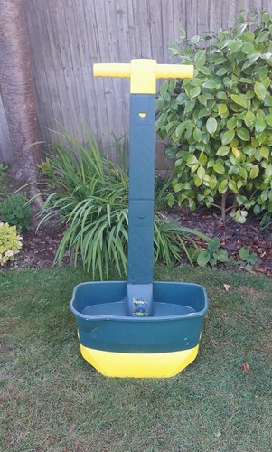 Evergreen lawn spreader - lawn,