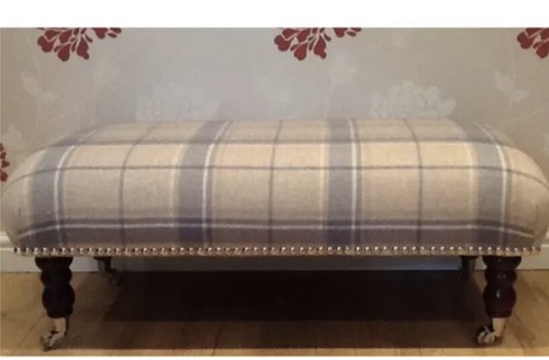 New footstool laura - a,