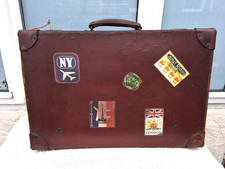 VINTAGE 1940-s HARD SUITCASE