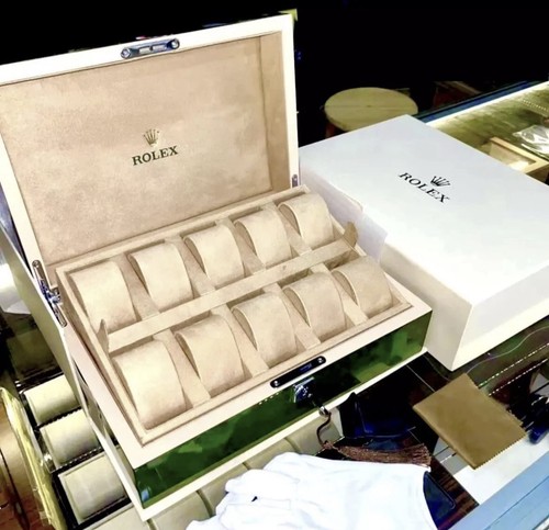 Rolex watch display jewellers - display,