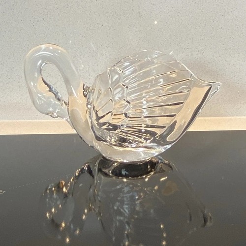 Clear cut glass swan figurine - clear,