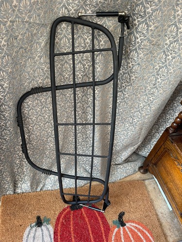 Volvo v50 dog guard - volvo,