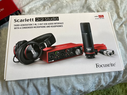 Focusrite scarlett 2i2 studio - focusrite,